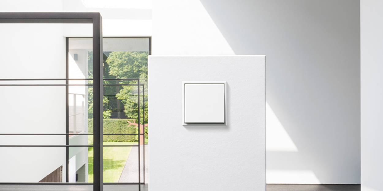 JUNG Schalterprogramme bei Elektro Hörnlein GmbH in Dessau-Roßlau